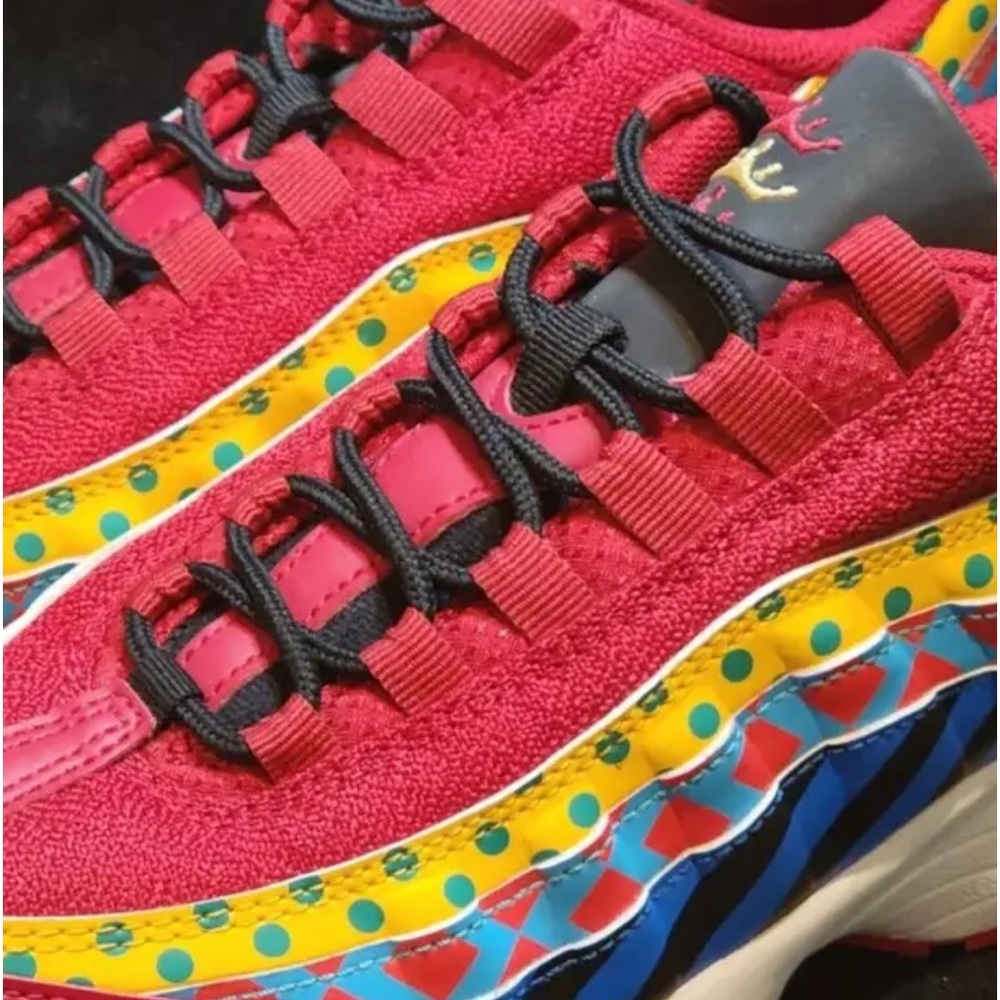 Nike Air Max 95 ( GS) multi colored unisex size 6.5 Y